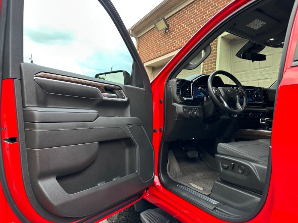 Used-2022-Chevrolet-Silverado-1500-RST