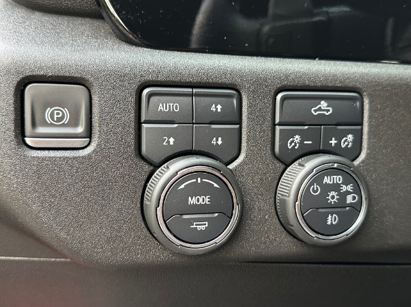 Used-2022-Chevrolet-Silverado-1500-RST