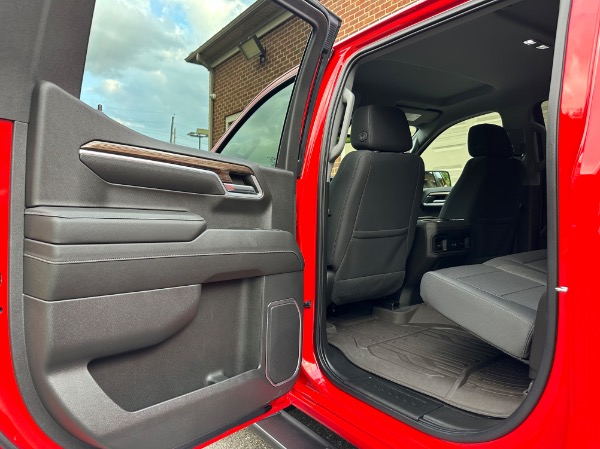 Used-2022-Chevrolet-Silverado-1500-RST