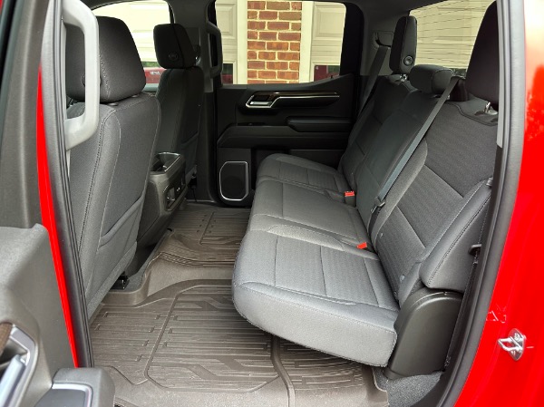 Used-2022-Chevrolet-Silverado-1500-RST