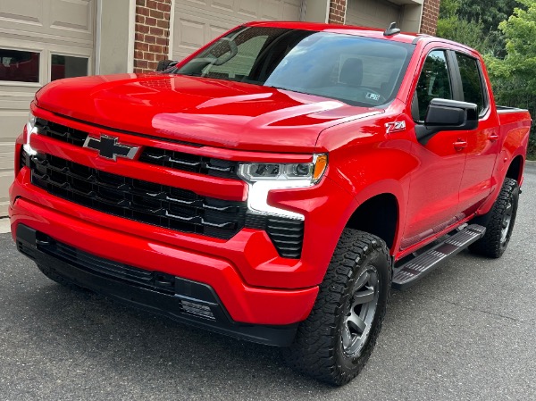 Used-2022-Chevrolet-Silverado-1500-RST