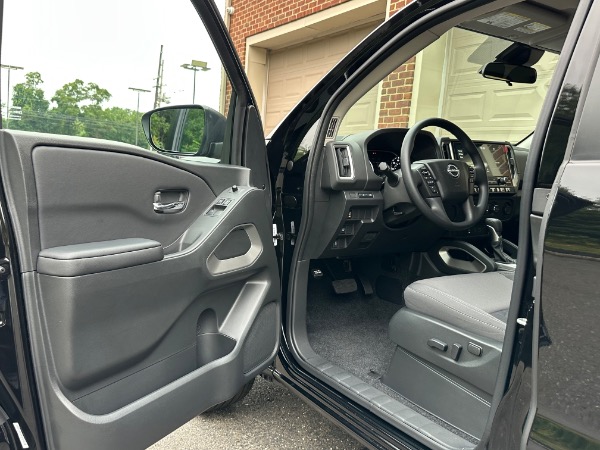 Used-2025-Nissan-Frontier-SV