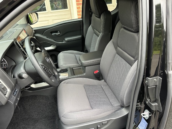 Used-2025-Nissan-Frontier-SV