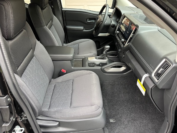 Used-2025-Nissan-Frontier-SV