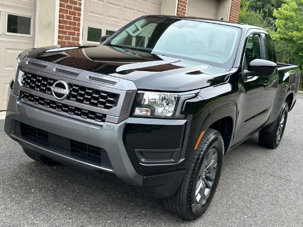 Used-2025-Nissan-Frontier-SV