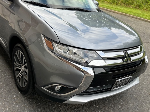 Used-2016-Mitsubishi-Outlander-SE