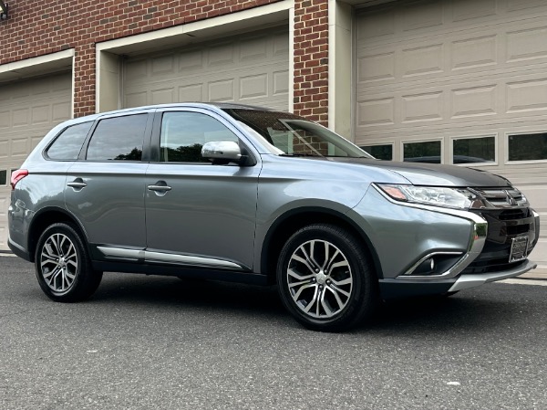 Used-2016-Mitsubishi-Outlander-SE