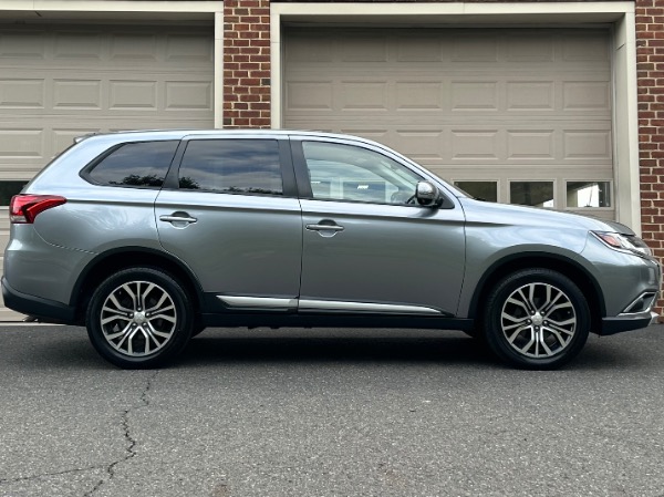 Used-2016-Mitsubishi-Outlander-SE