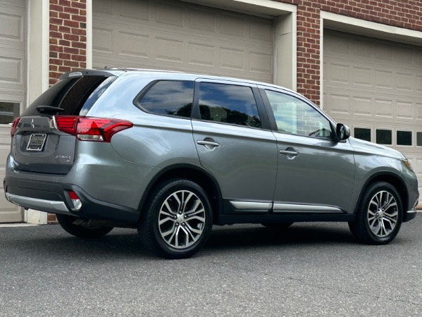 Used-2016-Mitsubishi-Outlander-SE