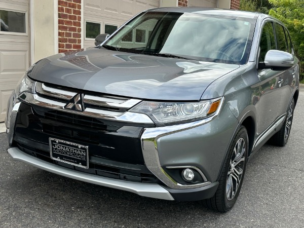 Used-2016-Mitsubishi-Outlander-SE