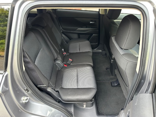 Used-2016-Mitsubishi-Outlander-SE