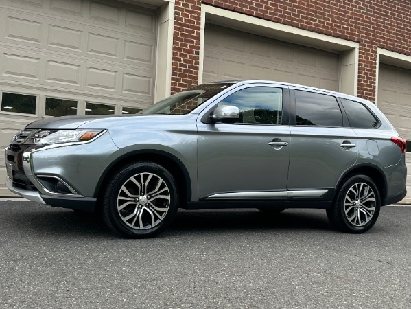 Used-2016-Mitsubishi-Outlander-SE