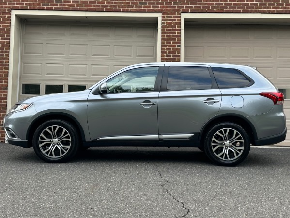 Used-2016-Mitsubishi-Outlander-SE