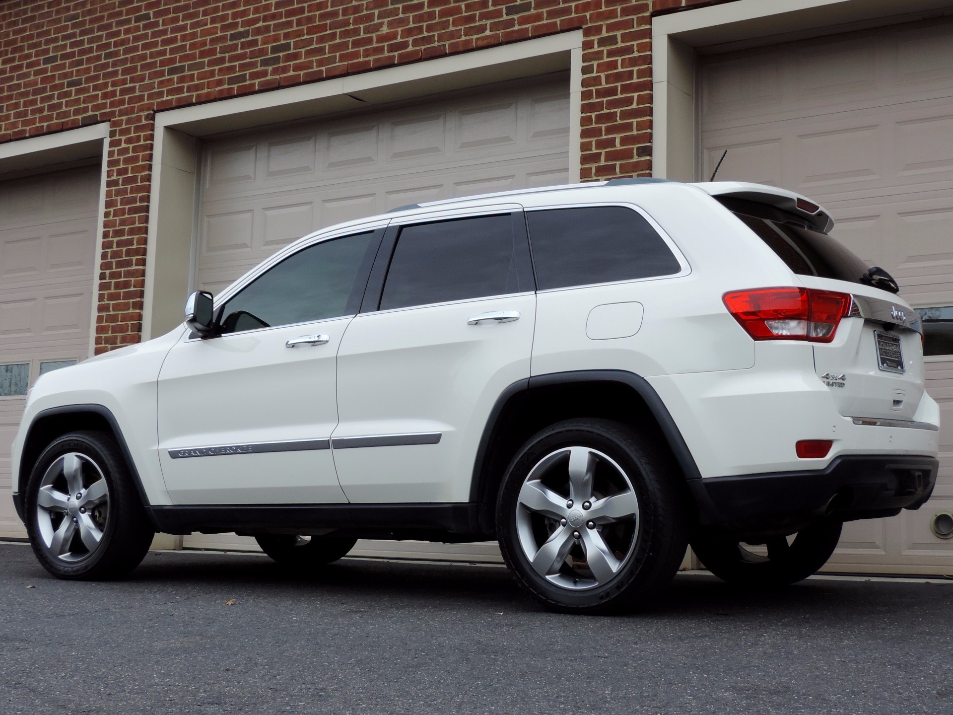 2012 Jeep Grand Cherokee Limited Stock 221084 for sale