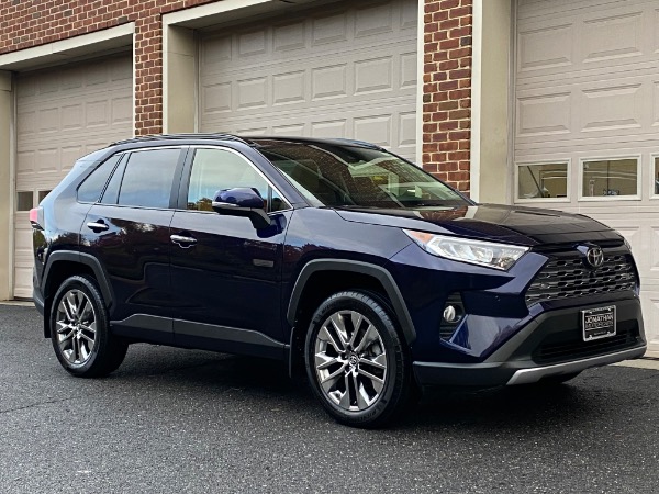 Used-2019-Toyota-RAV4-Limited