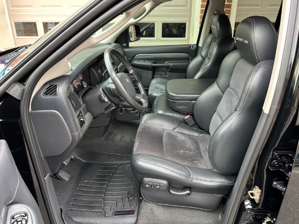 Used-2005-Dodge-Ram-1500-SRT-10