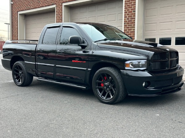 Used-2005-Dodge-Ram-1500-SRT-10