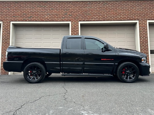Used-2005-Dodge-Ram-1500-SRT-10