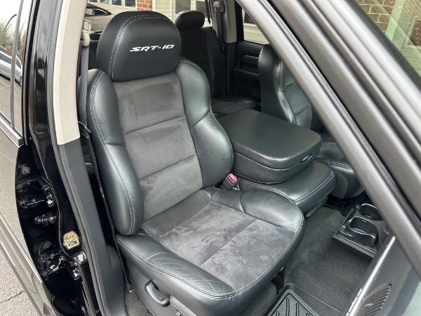 Used-2005-Dodge-Ram-1500-SRT-10