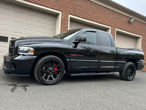 Used-2005-Dodge-Ram-1500-SRT-10