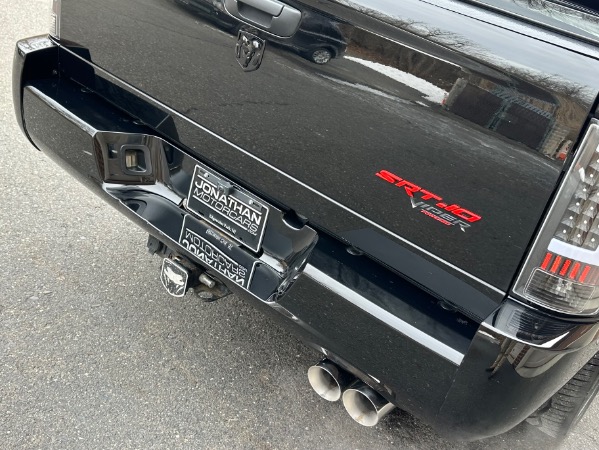 Used-2005-Dodge-Ram-1500-SRT-10