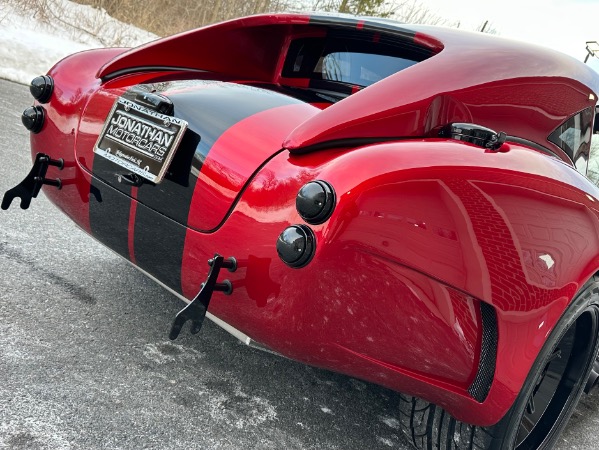 New-1965-backdraft-Racing-Cobra-RT4B