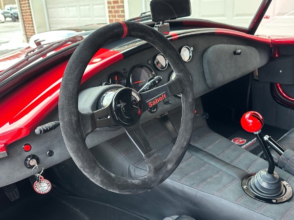 New-1965-backdraft-Racing-Cobra-RT4B