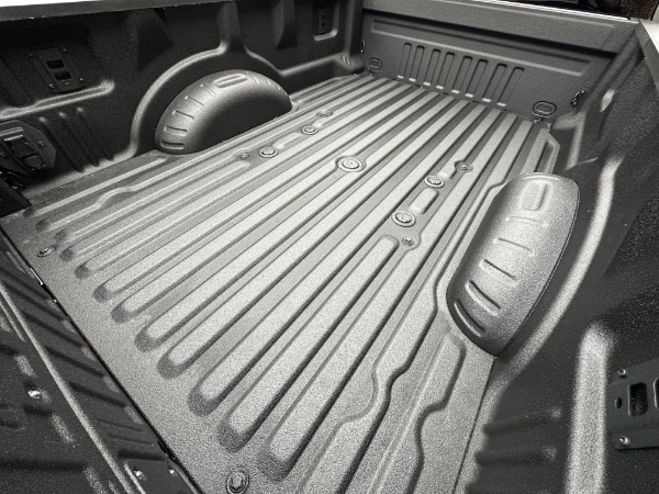 Used-2025-Ford-F-450-Super-Duty-Platinum-Dually