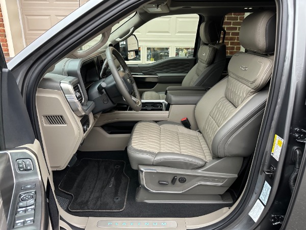 Used-2025-Ford-F-450-Super-Duty-Platinum-Dually