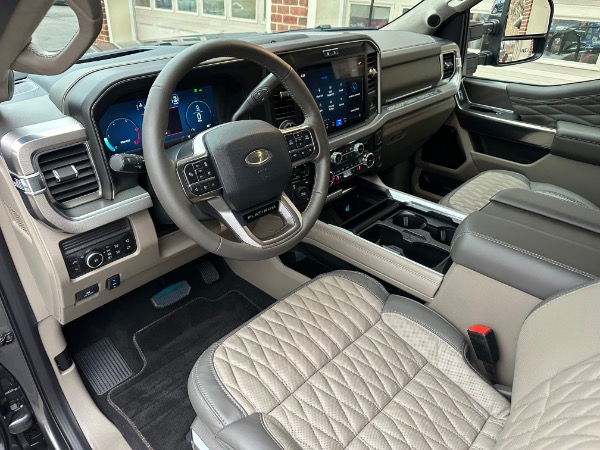 Used-2025-Ford-F-450-Super-Duty-Platinum-Dually