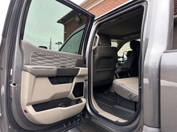 Used-2025-Ford-F-450-Super-Duty-Platinum-Dually
