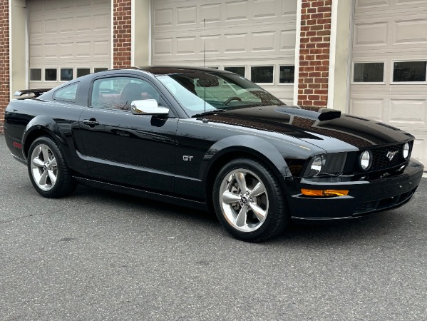Used-2007-Ford-Mustang-GT-Premium