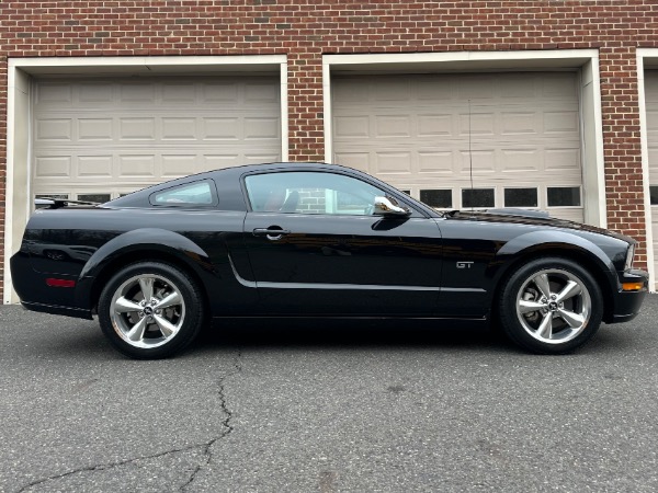 Used-2007-Ford-Mustang-GT-Premium