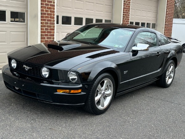 Used-2007-Ford-Mustang-GT-Premium