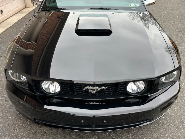 Used-2007-Ford-Mustang-GT-Premium