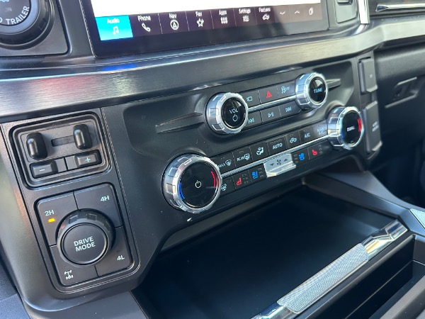 Used-2025-Ford-F-350-Super-Duty-Lariat