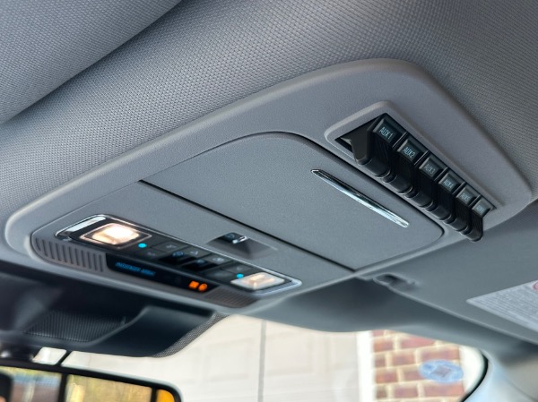 Used-2025-Ford-F-350-Super-Duty-Lariat