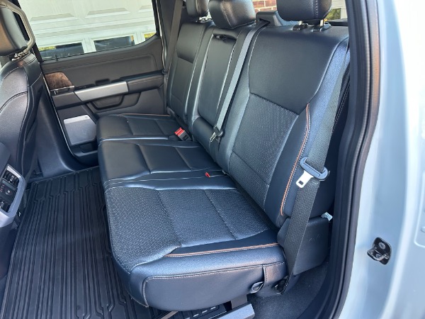 Used-2025-Ford-F-350-Super-Duty-Lariat