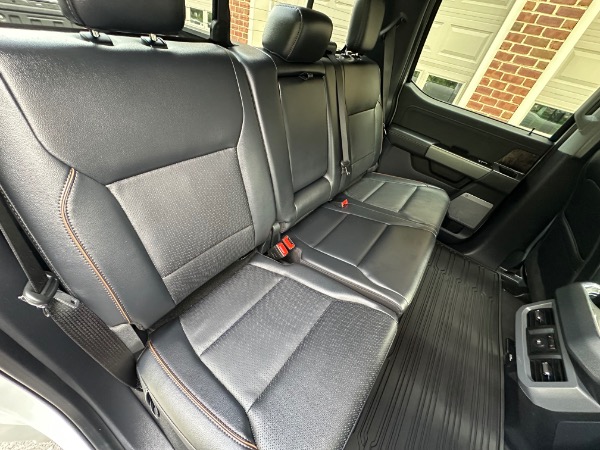 Used-2025-Ford-F-350-Super-Duty-Lariat