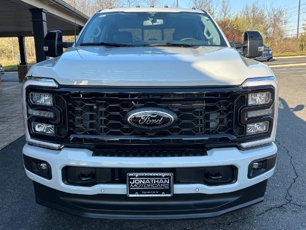 Used-2025-Ford-F-350-Super-Duty-Lariat