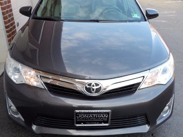 Used-2012-Toyota-Camry-XLE-V6