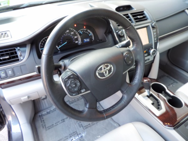 Used-2012-Toyota-Camry-XLE-V6