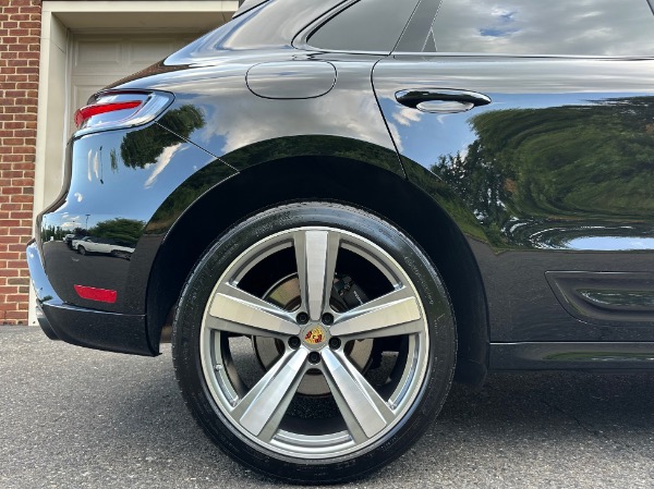Used-2025-Porsche-Macan