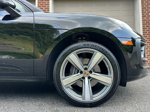 Used-2025-Porsche-Macan