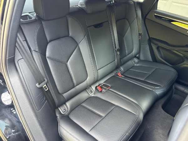 Used-2025-Porsche-Macan