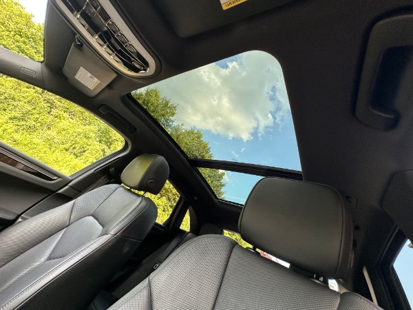 Used-2025-Porsche-Macan