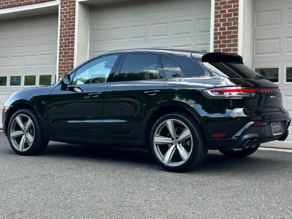 Used-2025-Porsche-Macan