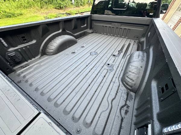 Used-2025-Ford-F-450-Super-Duty-Platinum-Dually