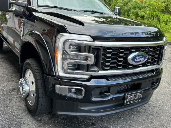 Used-2025-Ford-F-450-Super-Duty-Platinum-Dually