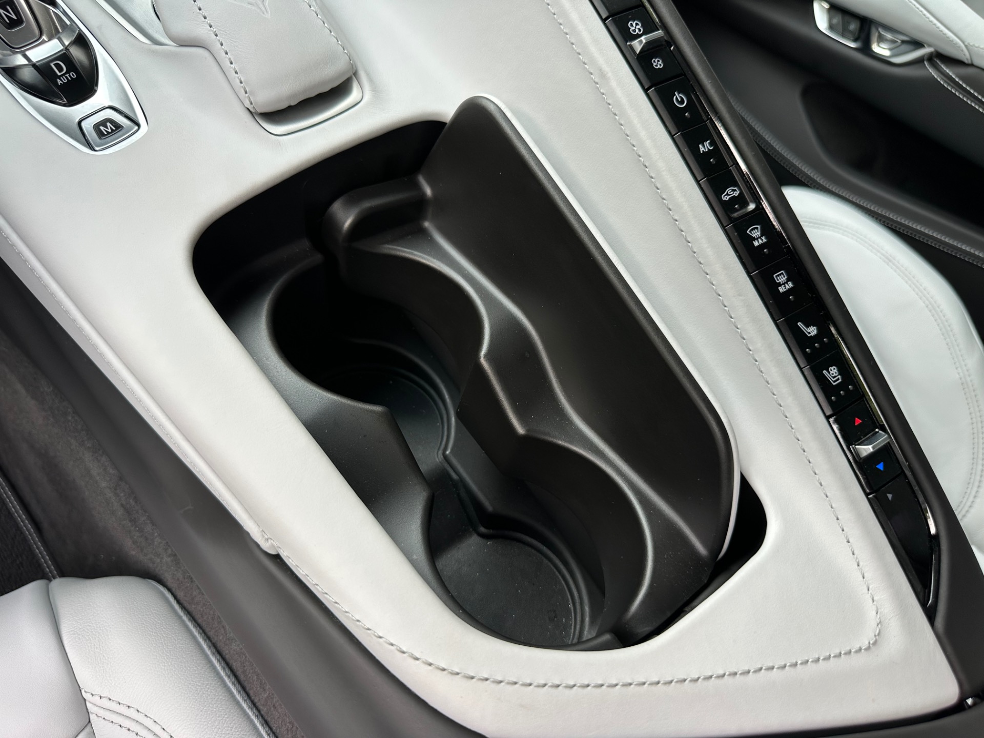 2022 Chevrolet Corvette 3LT - Photo 25